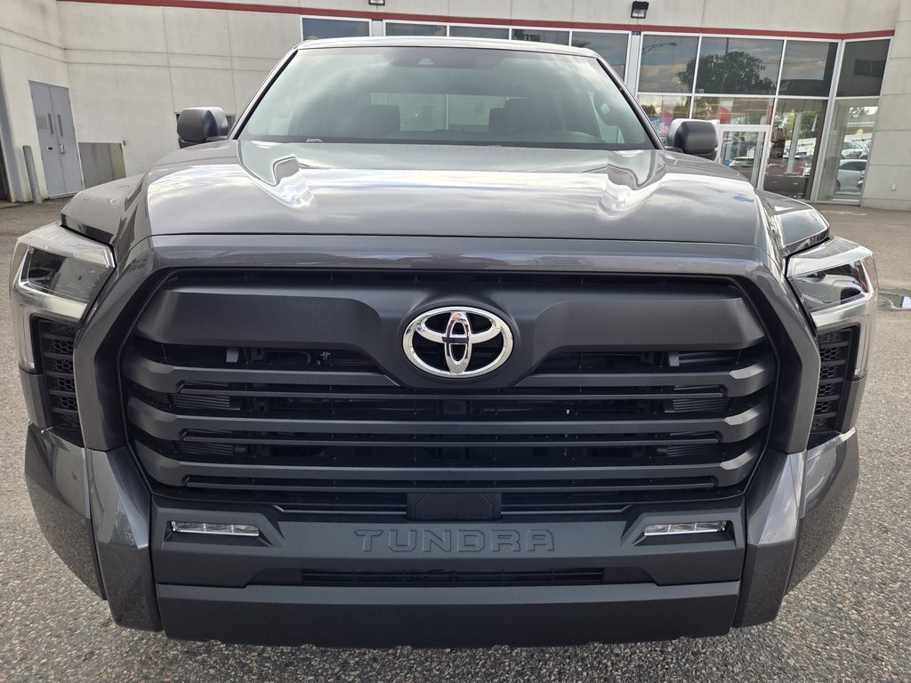 2025 Toyota Tundra SR5 in Mont-Laurier, Quebec - 2 - w1024h768px