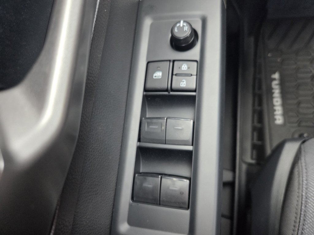 2026 Toyota TUNDRA SR5 in Mont-Laurier, Quebec - 7 - w1024h768px