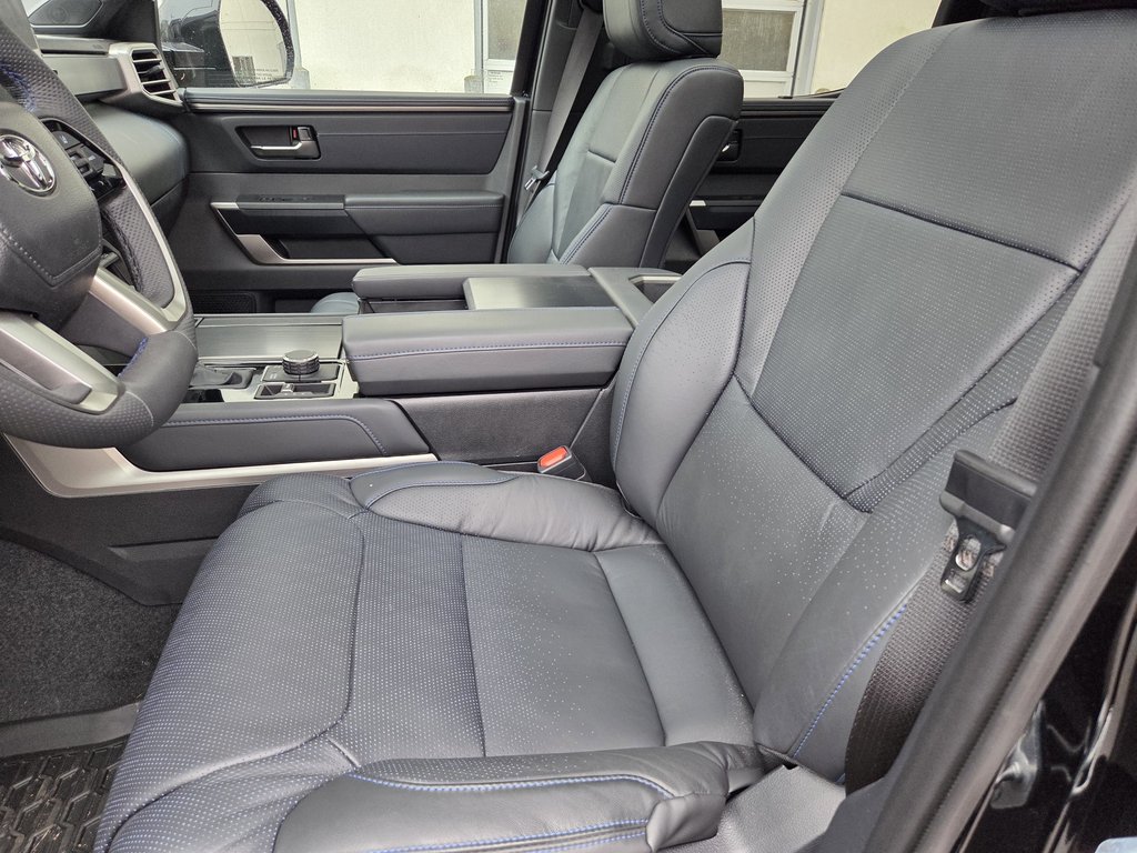 2026 Toyota TUNDRA PLATINE in Mont-Laurier, Quebec - 7 - w1024h768px