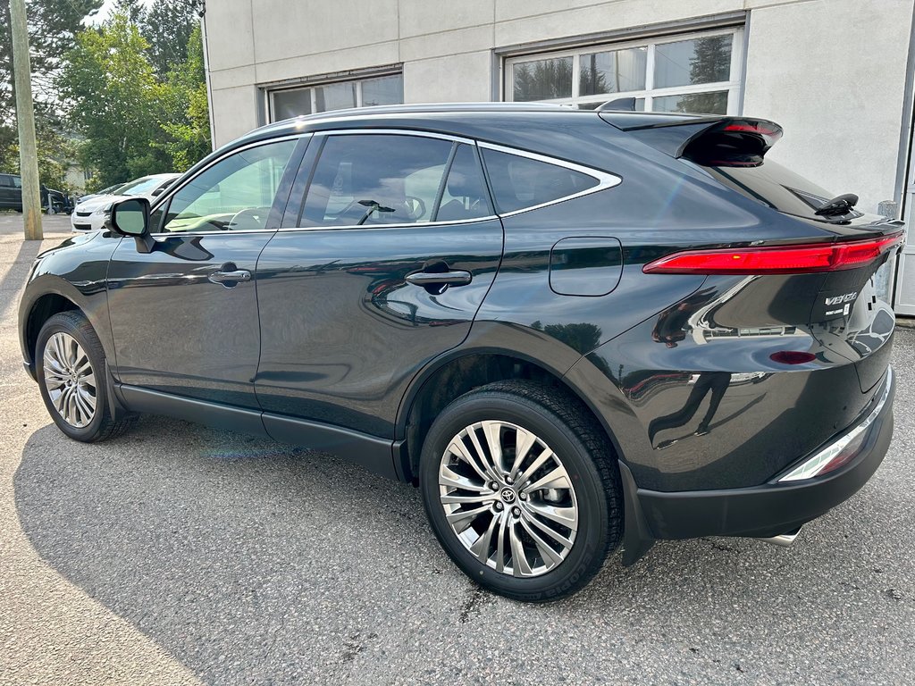 2022 Toyota Venza Hybride XLE (AWD) in Mont-Laurier, Quebec - 7 - w1024h768px