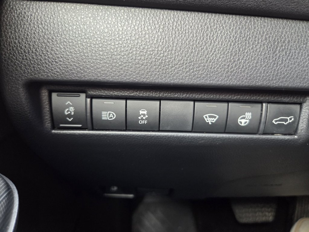 2022 Toyota Venza XLE Hybride AWD in Mont-Laurier, Quebec - 15 - w1024h768px