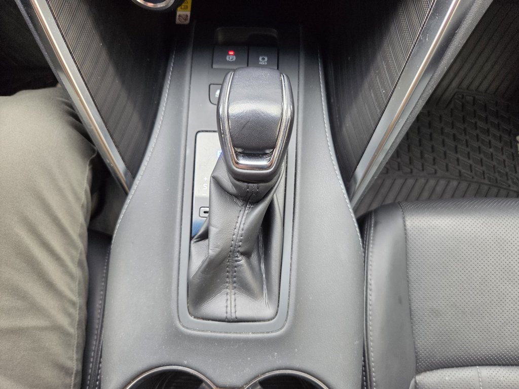 2022 Toyota Venza XLE Hybride AWD in Mont-Laurier, Quebec - 16 - w1024h768px