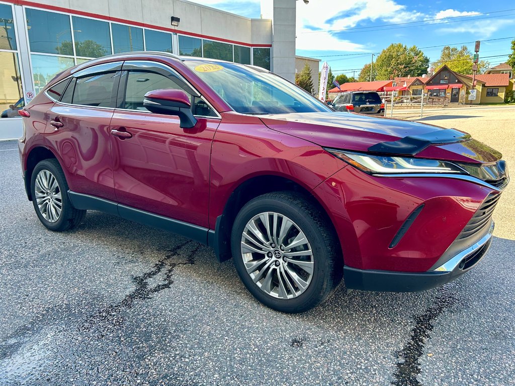 2023 Toyota Venza Hybride XLE (AWD) in Mont-Laurier, Quebec - 3 - w1024h768px