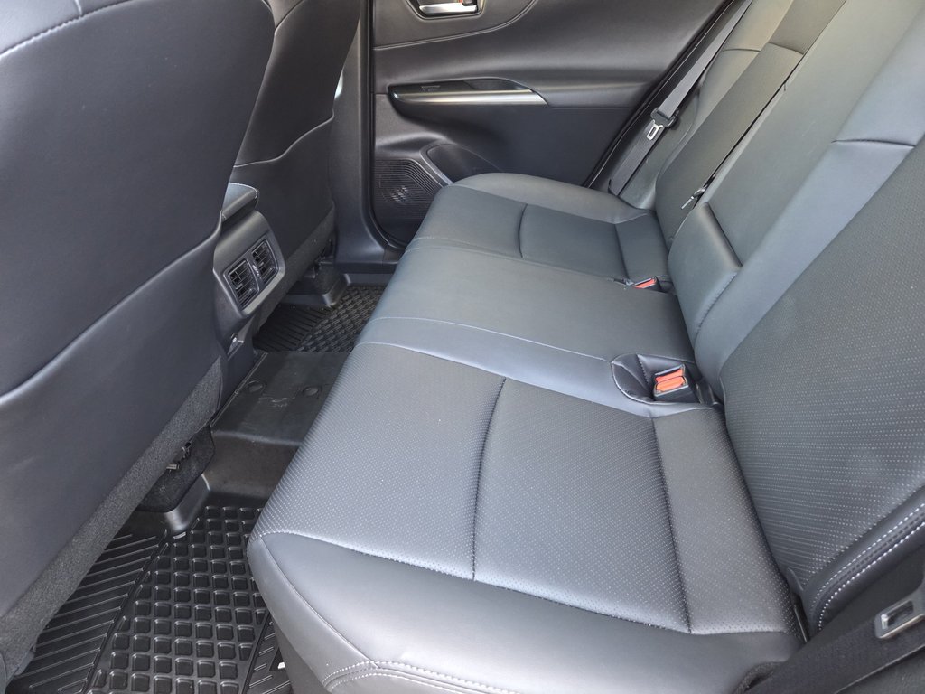 2024 Toyota Venza XLE AWD 2024 in Mont-Laurier, Quebec - 13 - w1024h768px