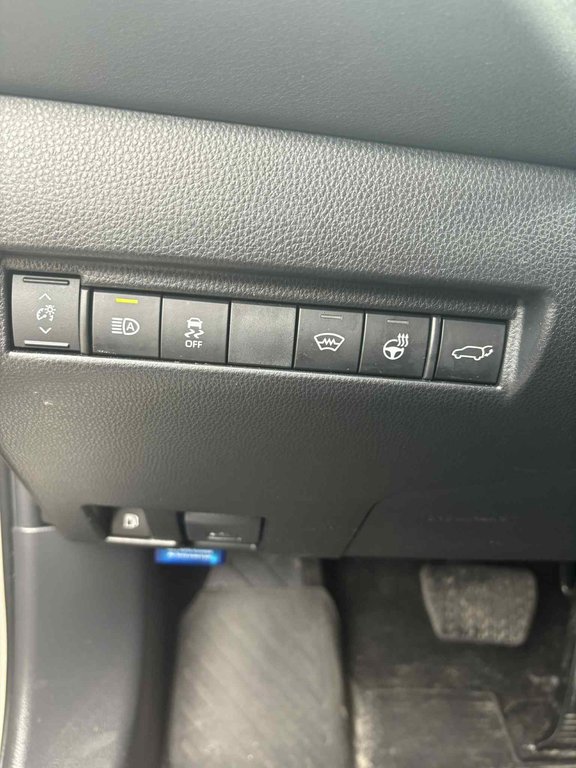 2024 Toyota Venza XLE AWD 2024 in Mont-Laurier, Quebec - 9 - w1024h768px