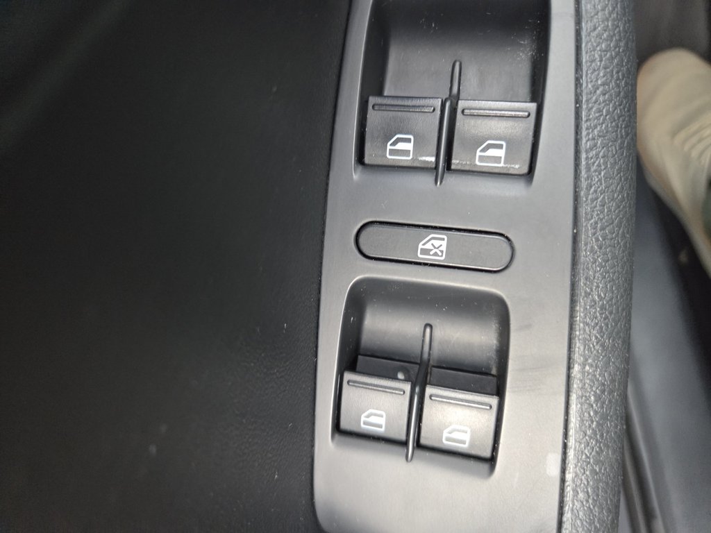 2017 Volkswagen Jetta Sedan Trendline in Mont-Laurier, Quebec - 13 - w1024h768px