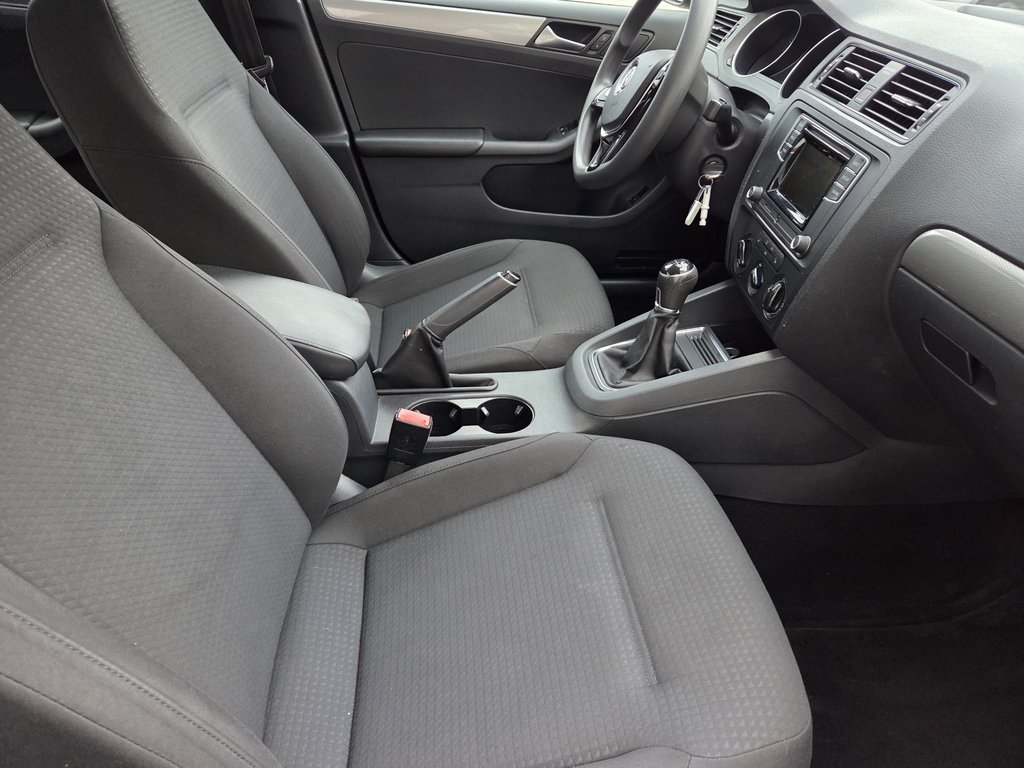 2017 Volkswagen Jetta Sedan Trendline in Mont-Laurier, Quebec - 10 - w1024h768px