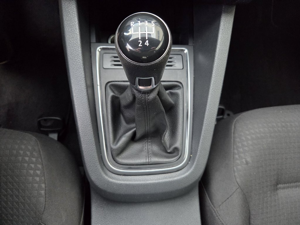 2017 Volkswagen Jetta Sedan Trendline in Mont-Laurier, Quebec - 14 - w1024h768px