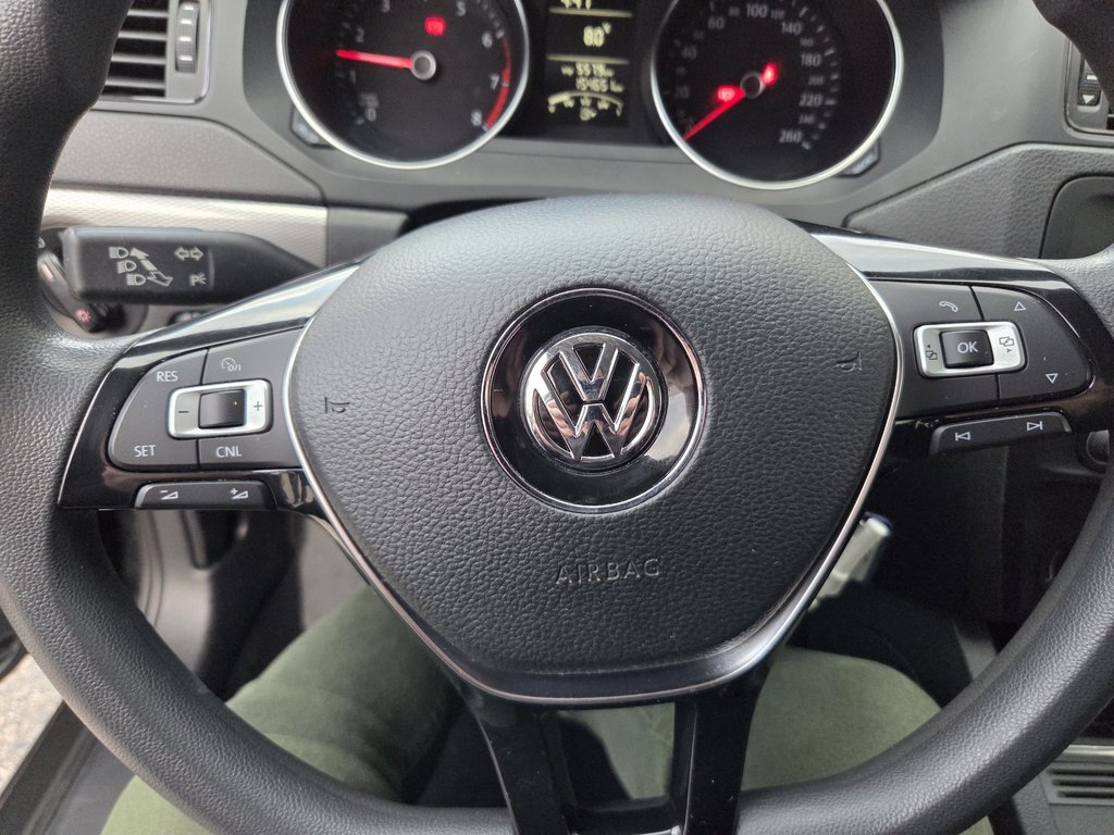 2017 Volkswagen Jetta Sedan Trendline in Mont-Laurier, Quebec - 17 - w1024h768px