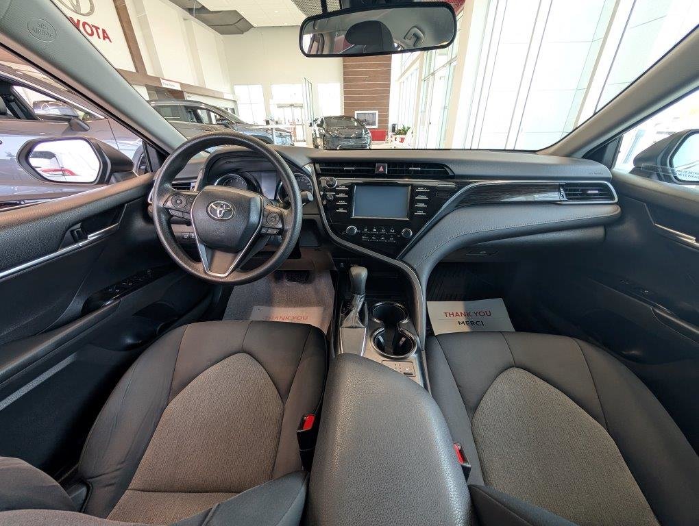 Toyota Camry LE 2019 à Matane, Québec - 9 - w1024h768px