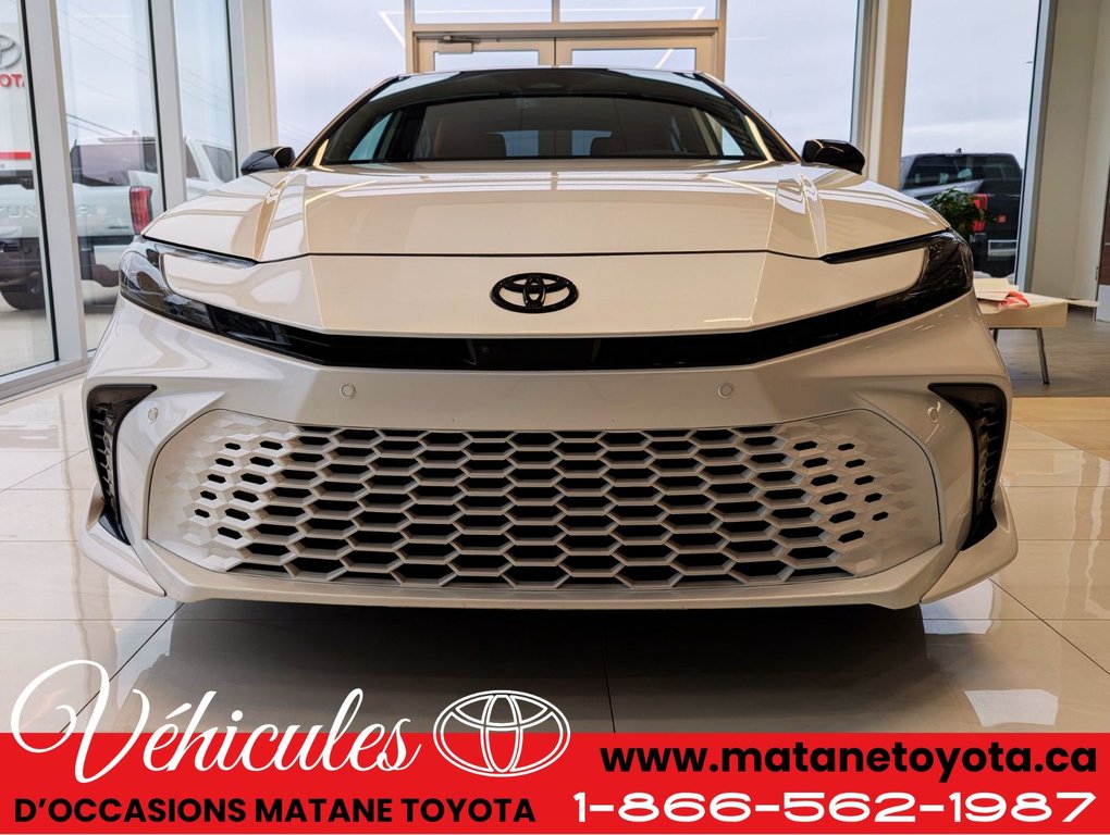 2025 Toyota Camry Hybride XSE AWD in Matane, Quebec - 2 - w1024h768px
