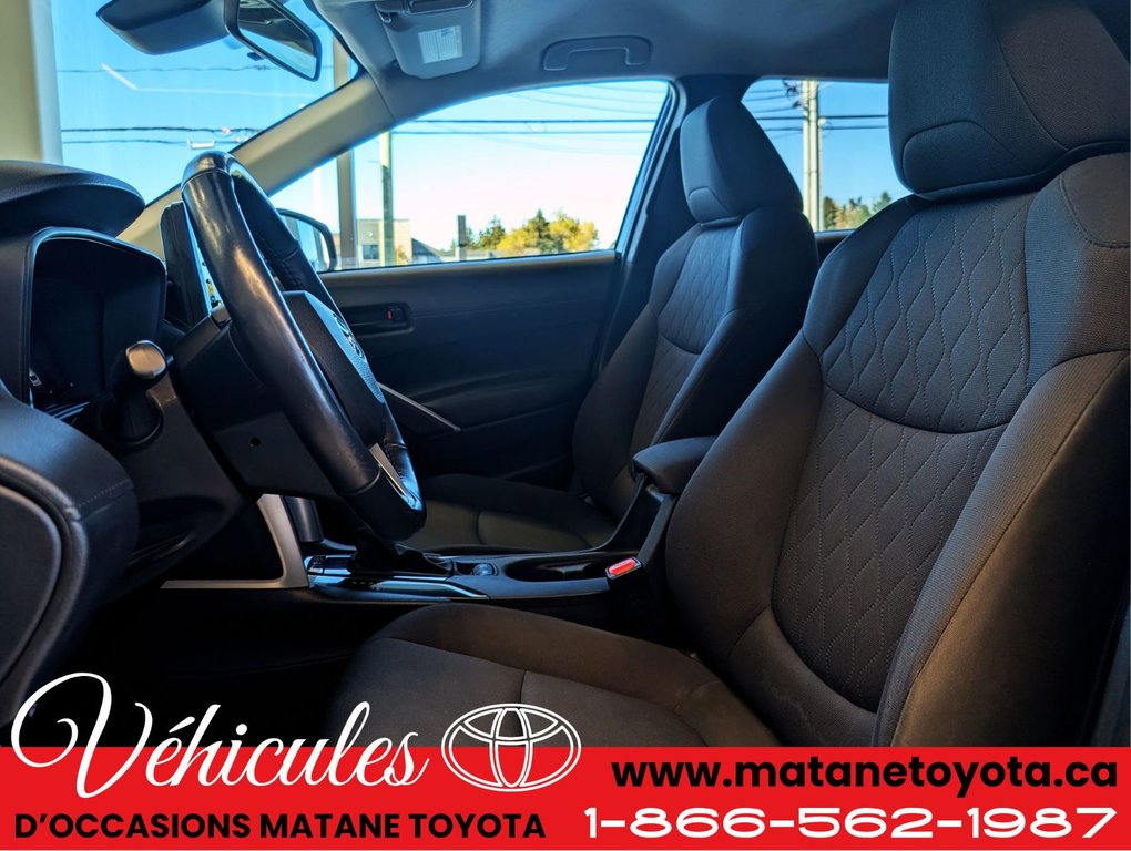 2022 Toyota COROLLA CROSS LE AWD in Matane, Quebec - 7 - w1024h768px