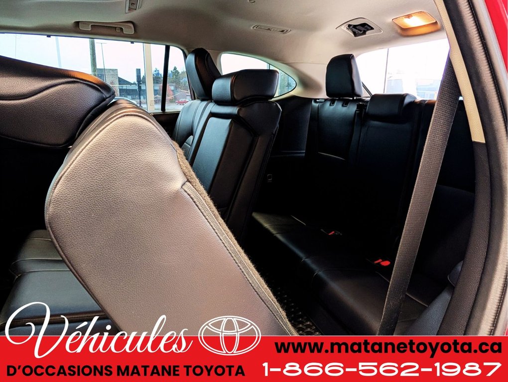 Toyota Highlander Hybride XLE AWD 2023 à Matane, Québec - 12 - w1024h768px
