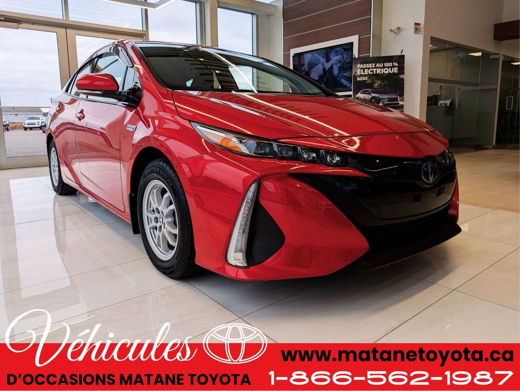 2020 Toyota Prius Prime in Matane, Quebec - 3 - w1024h768px