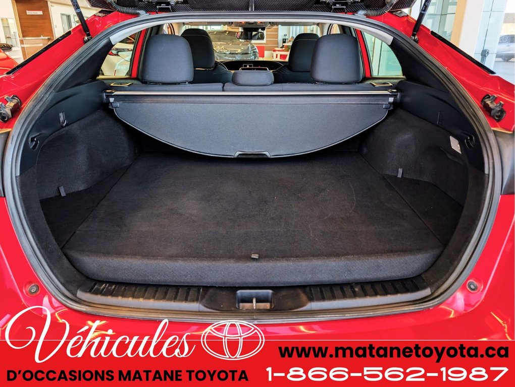 Toyota Prius Prime Base 2022 à Matane, Québec - 11 - w1024h768px