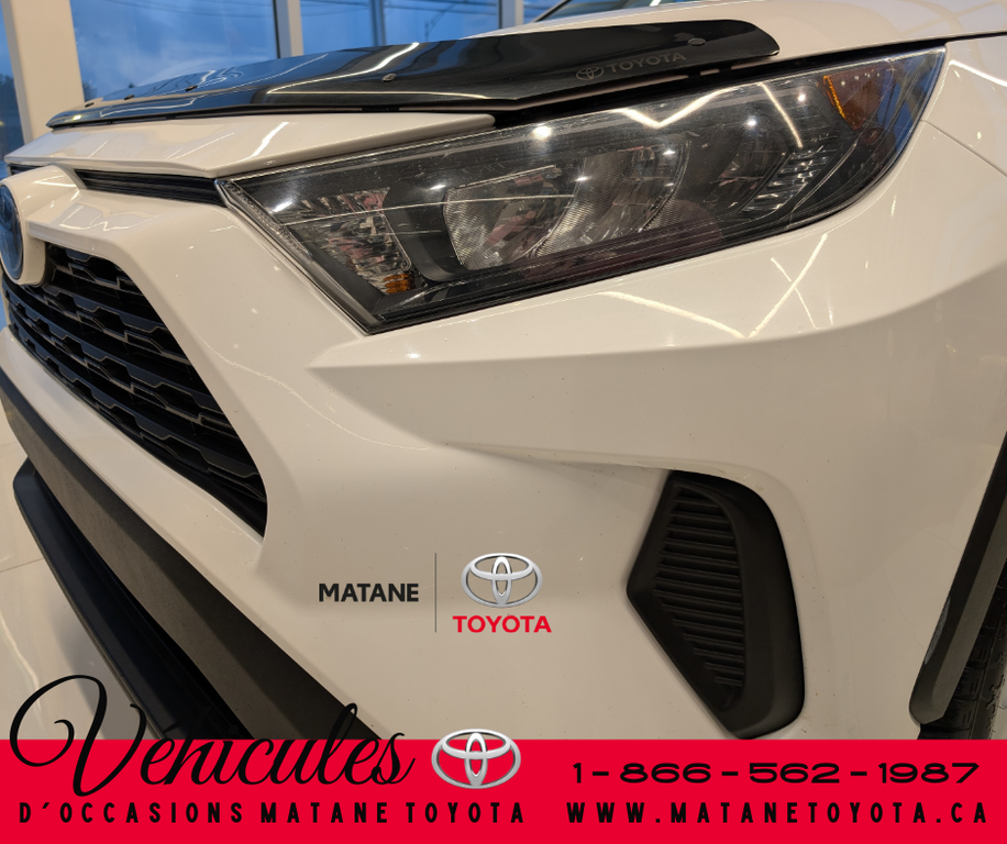 2020 Toyota RAV4 LE AWD in Matane, Quebec - 7 - w1024h768px