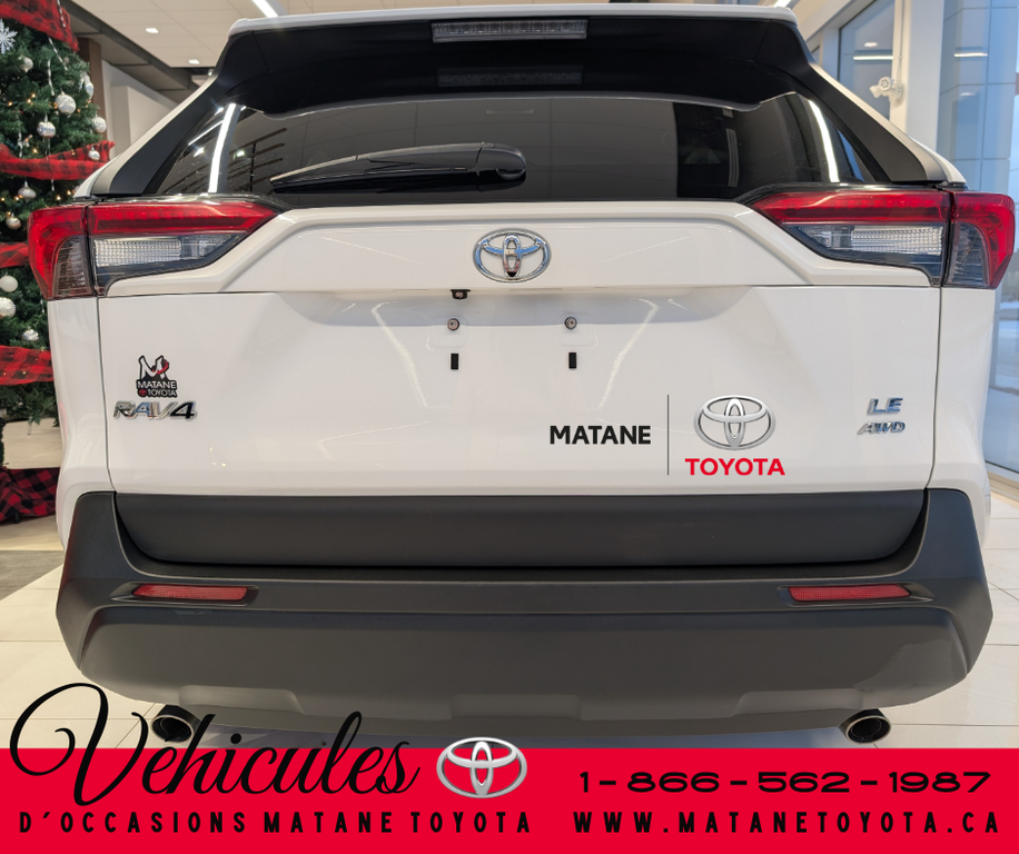 2020 Toyota RAV4 LE AWD in Matane, Quebec - 5 - w1024h768px