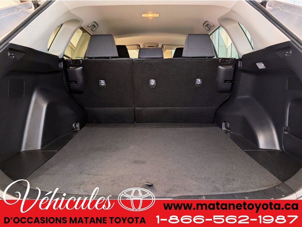 Toyota RAV4 LE AWD 2021 à Matane, Québec - 12 - w1024h768px