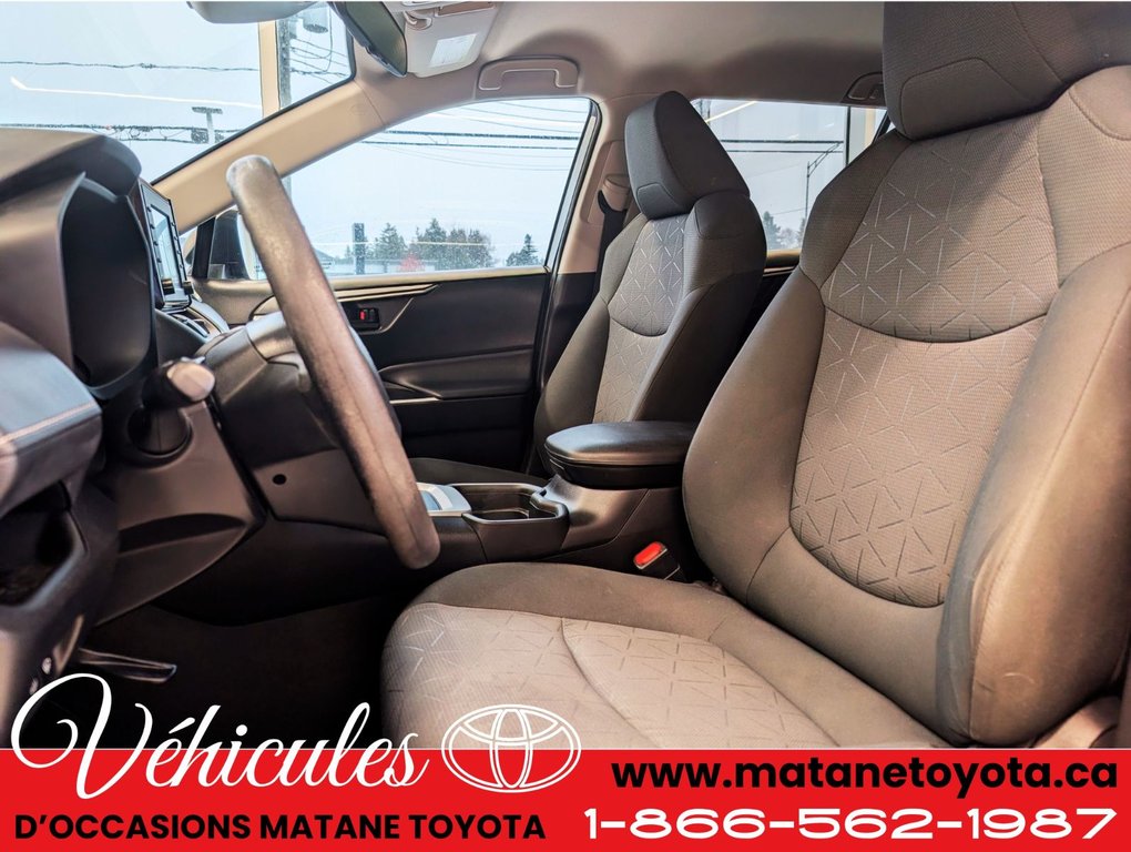 Toyota RAV4 LE AWD 2021 à Matane, Québec - 8 - w1024h768px
