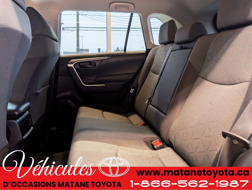 Toyota RAV4 LE AWD 2021 à Matane, Québec - 11 - w1024h768px