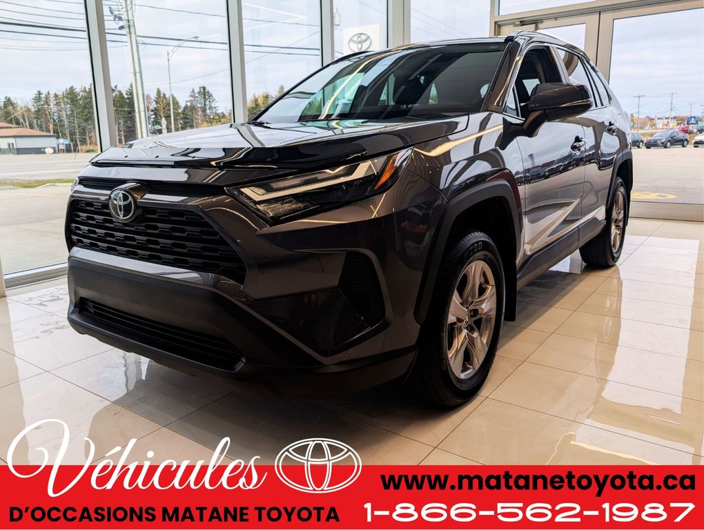 Toyota RAV4 XLE AWD 2022 à Matane, Québec - 1 - w1024h768px