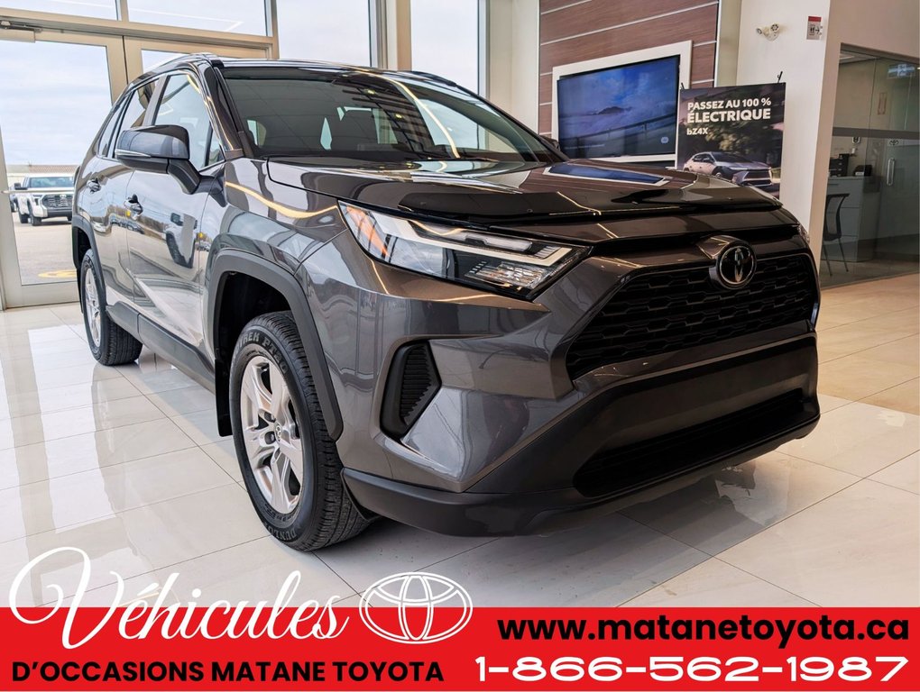 Toyota RAV4 XLE AWD 2022 à Matane, Québec - 3 - w1024h768px