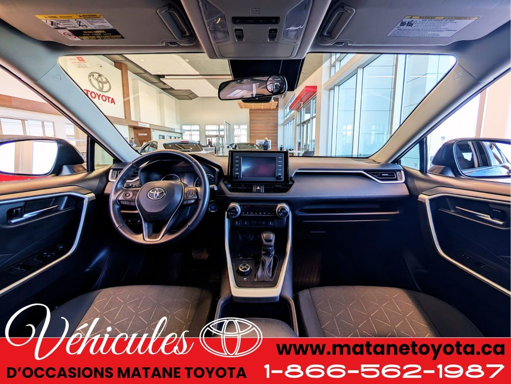 2022 Toyota RAV4 Hybride XLE AWD in Matane, Quebec - 9 - w1024h768px