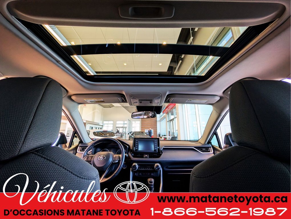 2022 Toyota RAV4 Hybride XLE AWD in Matane, Quebec - 10 - w1024h768px