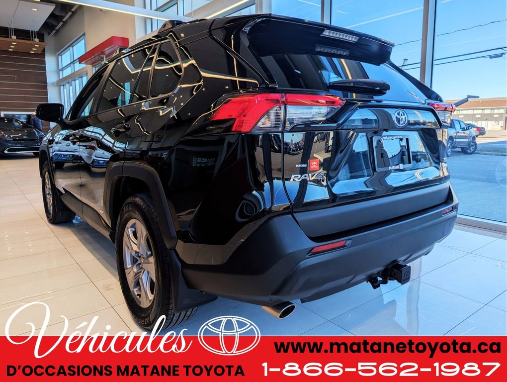 2022 Toyota RAV4 Hybride XLE AWD in Matane, Quebec - 6 - w1024h768px