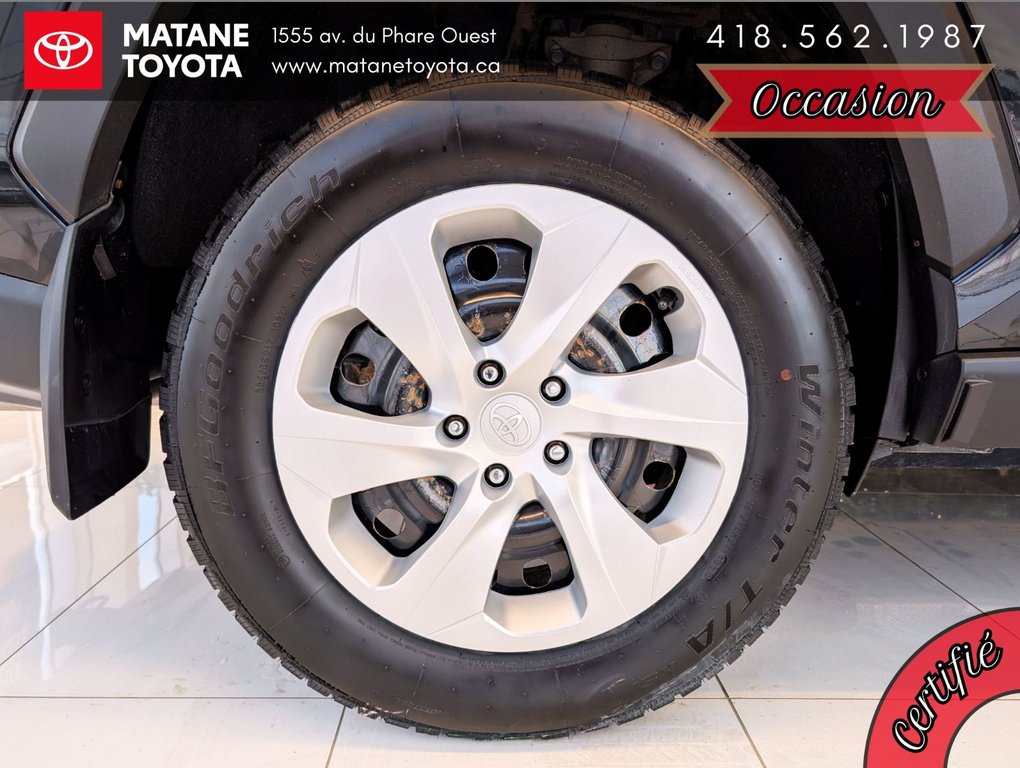 2022 Toyota RAV4 LE AWD in Matane, Quebec - 13 - w1024h768px