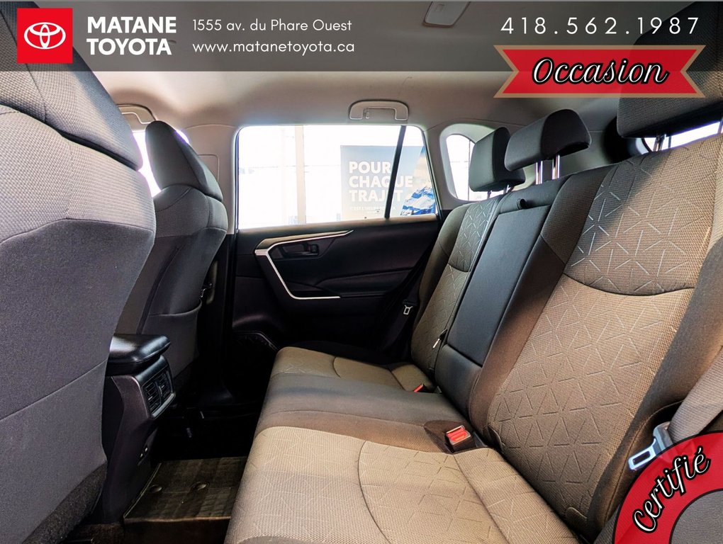 2022 Toyota RAV4 LE AWD in Matane, Quebec - 11 - w1024h768px