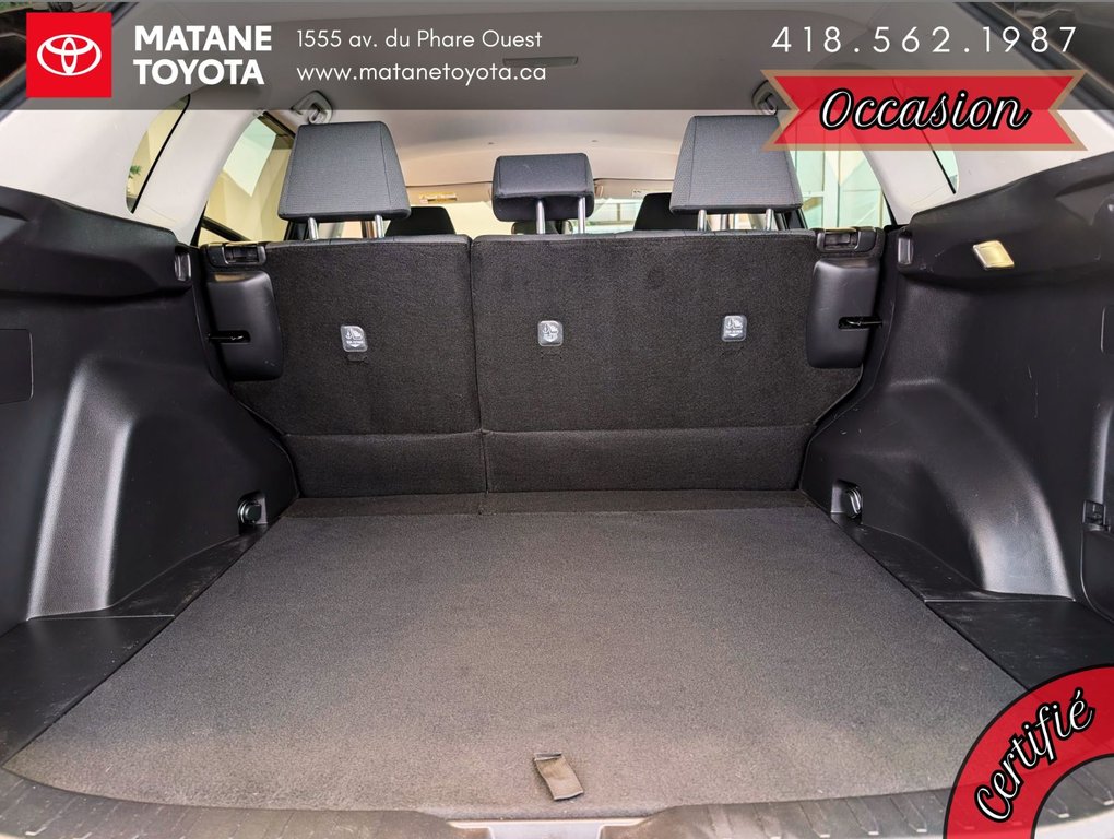 2022 Toyota RAV4 LE AWD in Matane, Quebec - 12 - w1024h768px