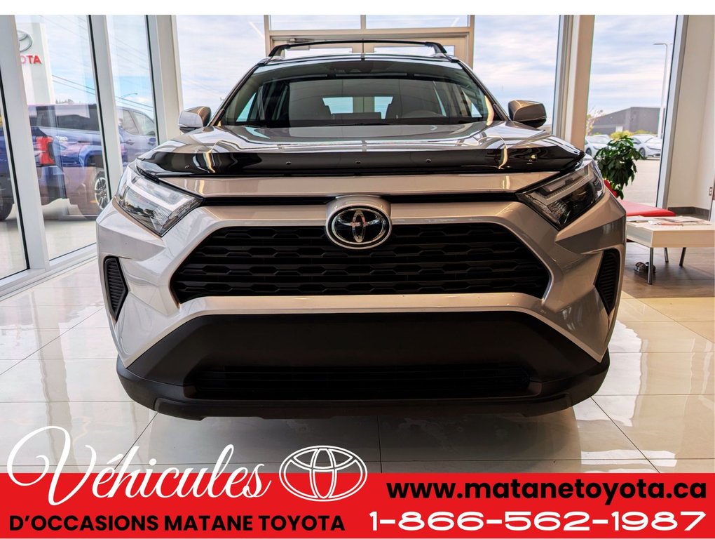 Toyota RAV4 XLE AWD 2023 à Matane, Québec - 2 - w1024h768px
