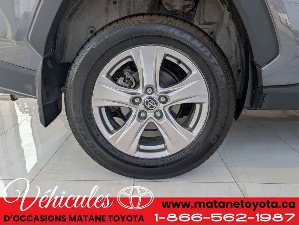 Toyota RAV4 XLE 2024 à Matane, Québec - 13 - w1024h768px