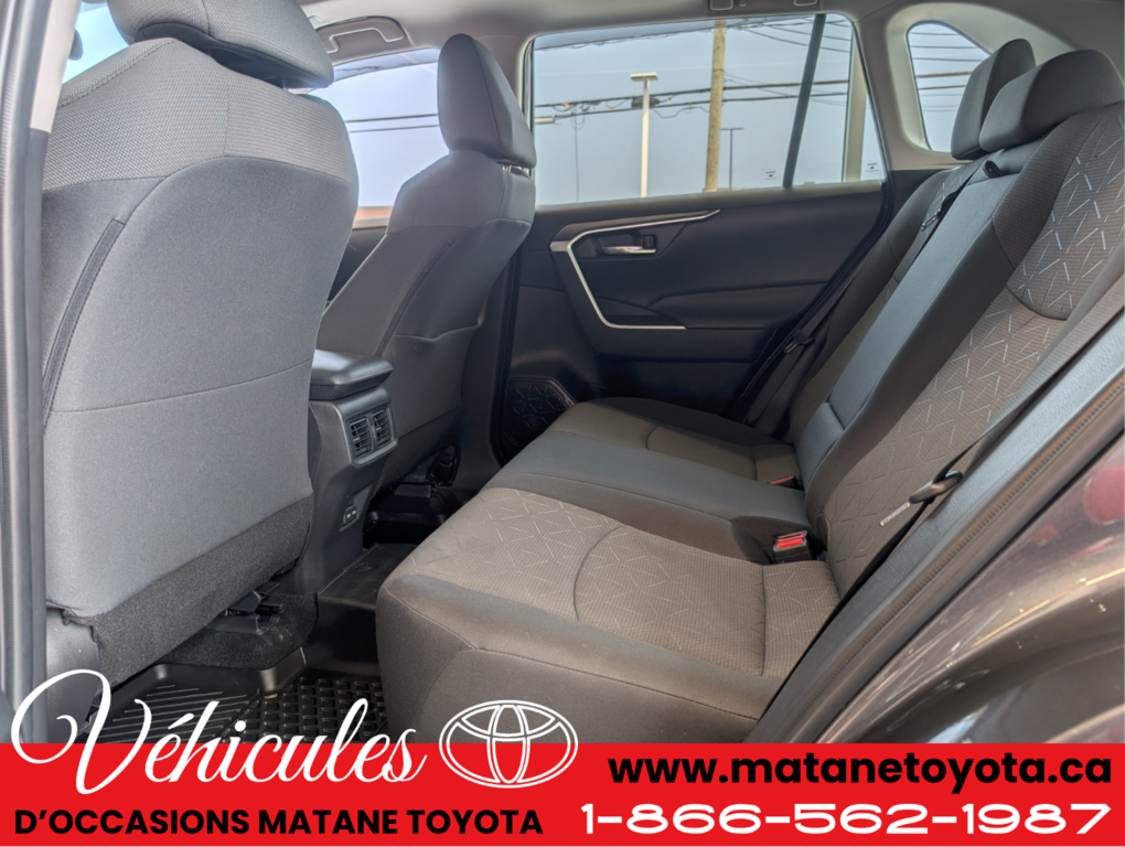 Toyota RAV4 XLE 2024 à Matane, Québec - 11 - w1024h768px