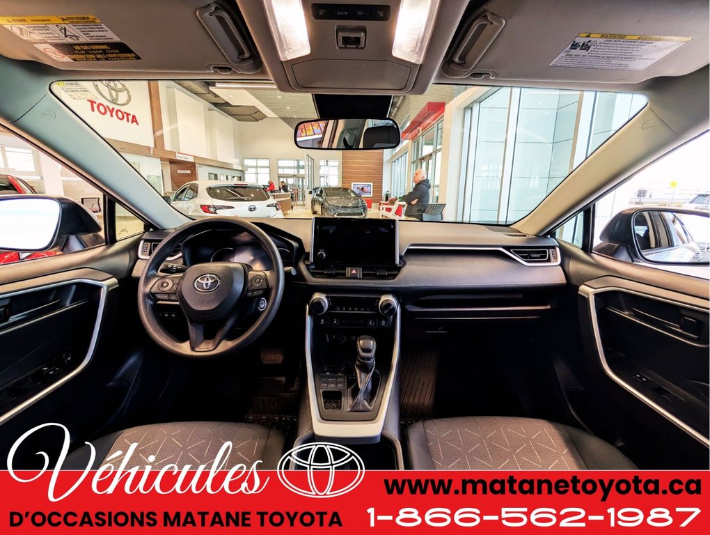 2024 Toyota RAV4 LE AWD in Matane, Quebec - 9 - w1024h768px