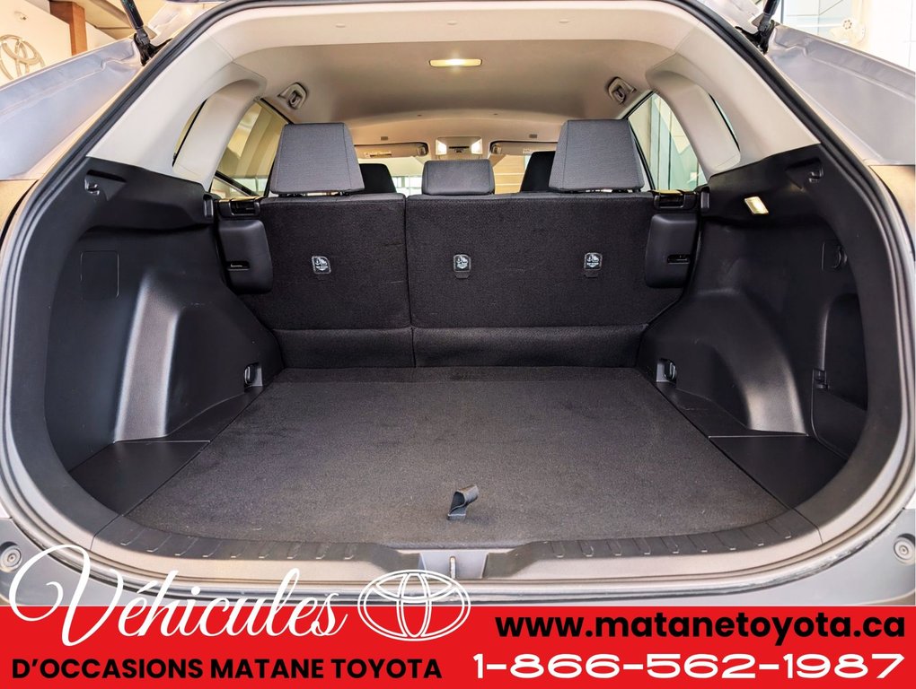 2024 Toyota RAV4 LE AWD in Matane, Quebec - 11 - w1024h768px