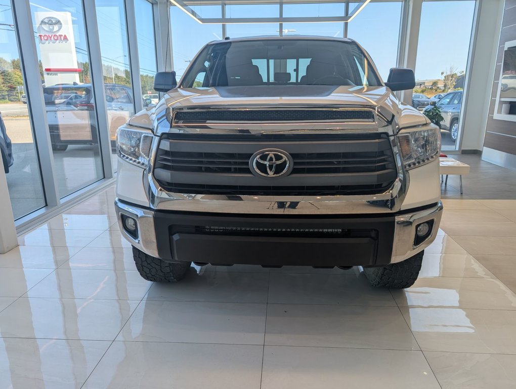Toyota Tundra 4X4 Double Cab TRD Off Road 2015 à Matane, Québec - 2 - w1024h768px