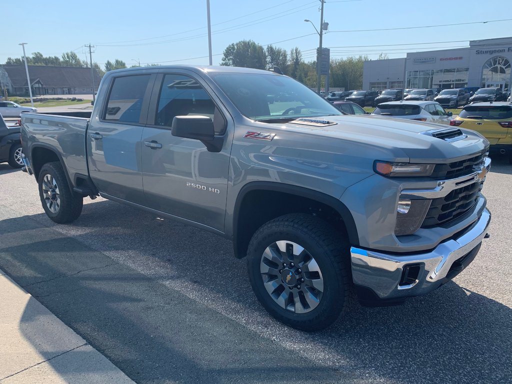 Chevrolet SILVERADO 2500 HD  2025 à Sturgeon Falls, Ontario - 6 - w1024h768px