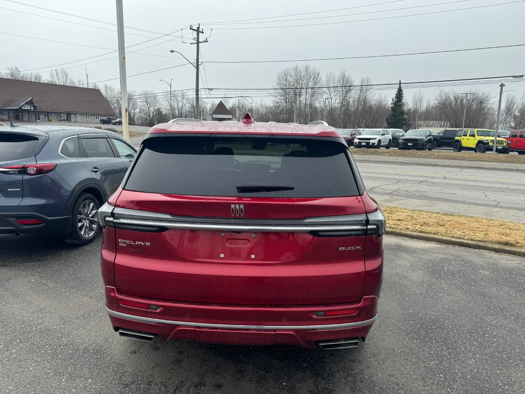 Buick Enclave Avenir AWD  2025 à Sturgeon Falls, Ontario - 4 - w1024h768px