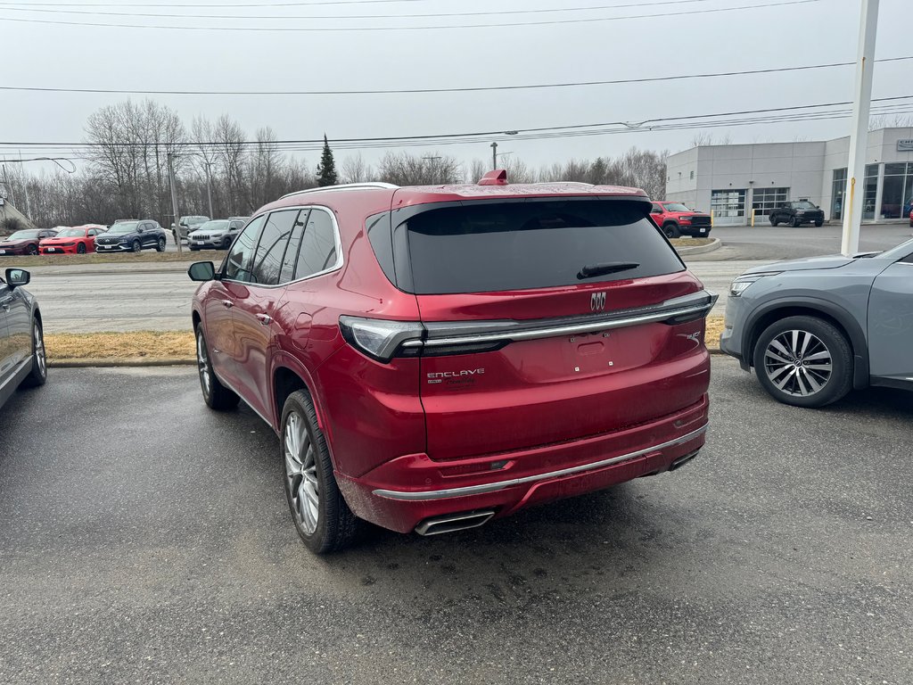 Buick Enclave Avenir AWD  2025 à Sturgeon Falls, Ontario - 3 - w1024h768px