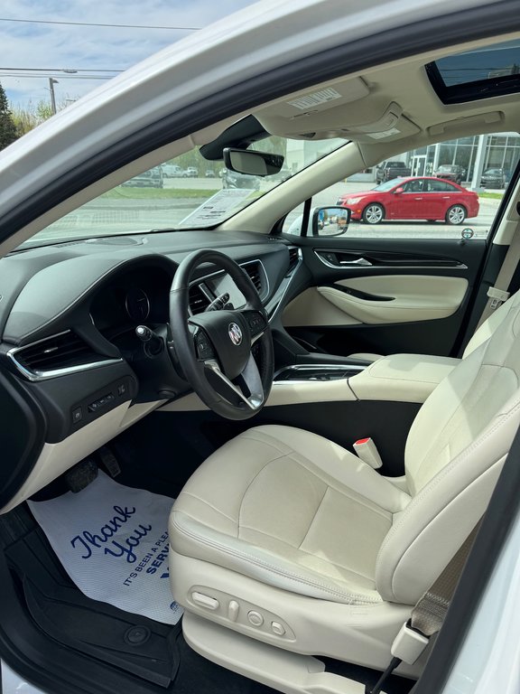 Buick Enclave Premium AWD  2023 à Sturgeon Falls, Ontario - 10 - w1024h768px