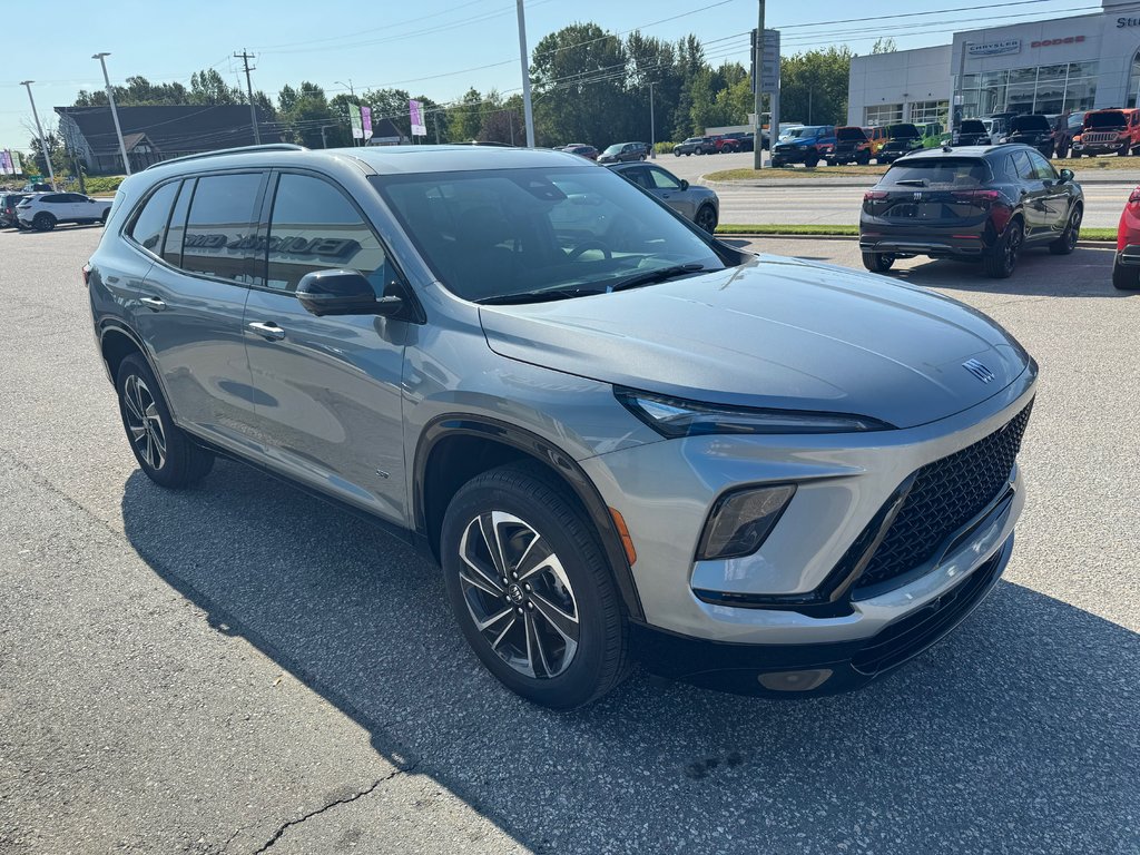 2026 Buick Enclave in Sturgeon Falls, Ontario - 7 - w1024h768px