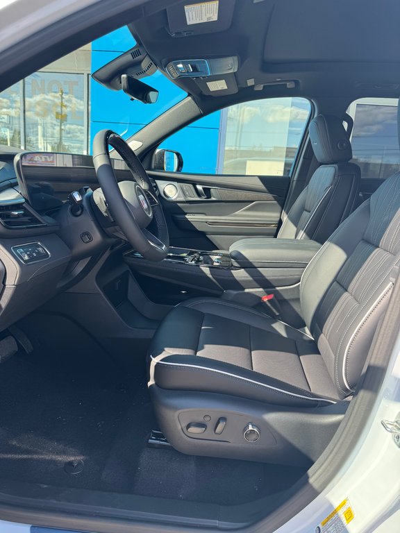 2026 Buick Enclave in Sturgeon Falls, Ontario - 12 - w1024h768px