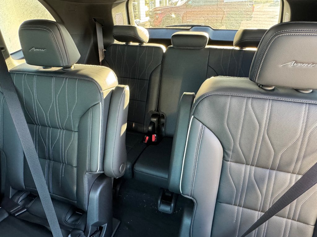 2026 Buick ENCLAVE in Sturgeon Falls, Ontario - 9 - w1024h768px
