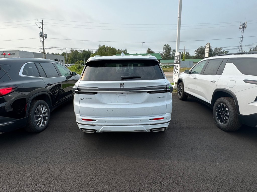 Buick Enclave  2026 à Sturgeon Falls, Ontario - 3 - w1024h768px