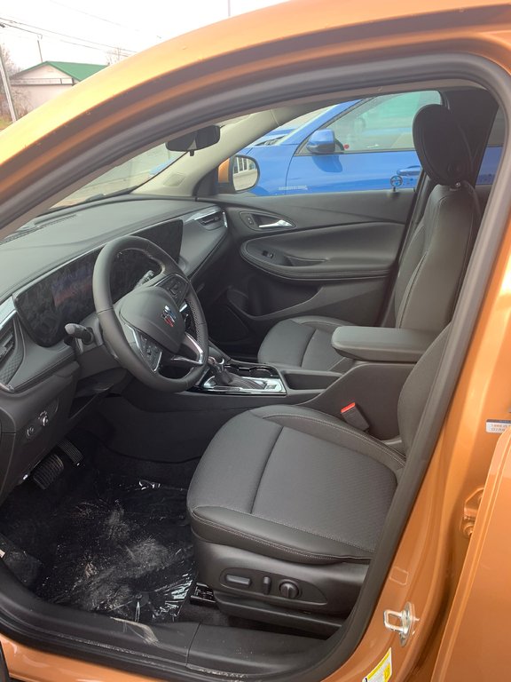 Buick Encore GX  2025 à Sturgeon Falls, Ontario - 10 - w1024h768px