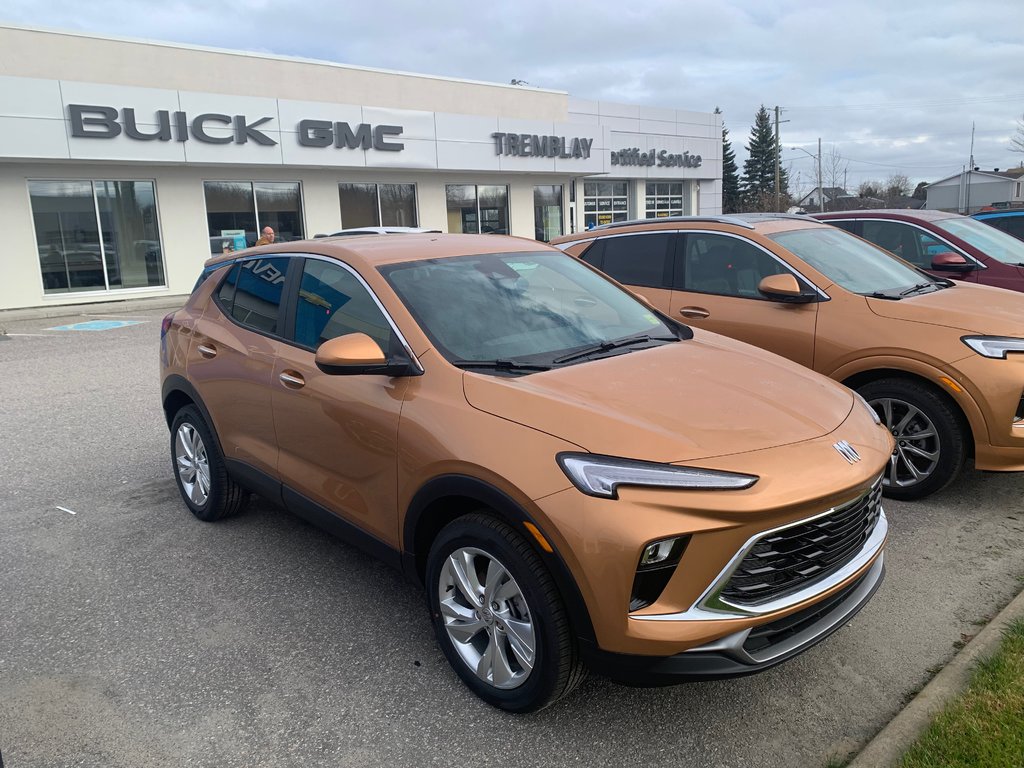 Buick Encore GX  2025 à Sturgeon Falls, Ontario - 5 - w1024h768px