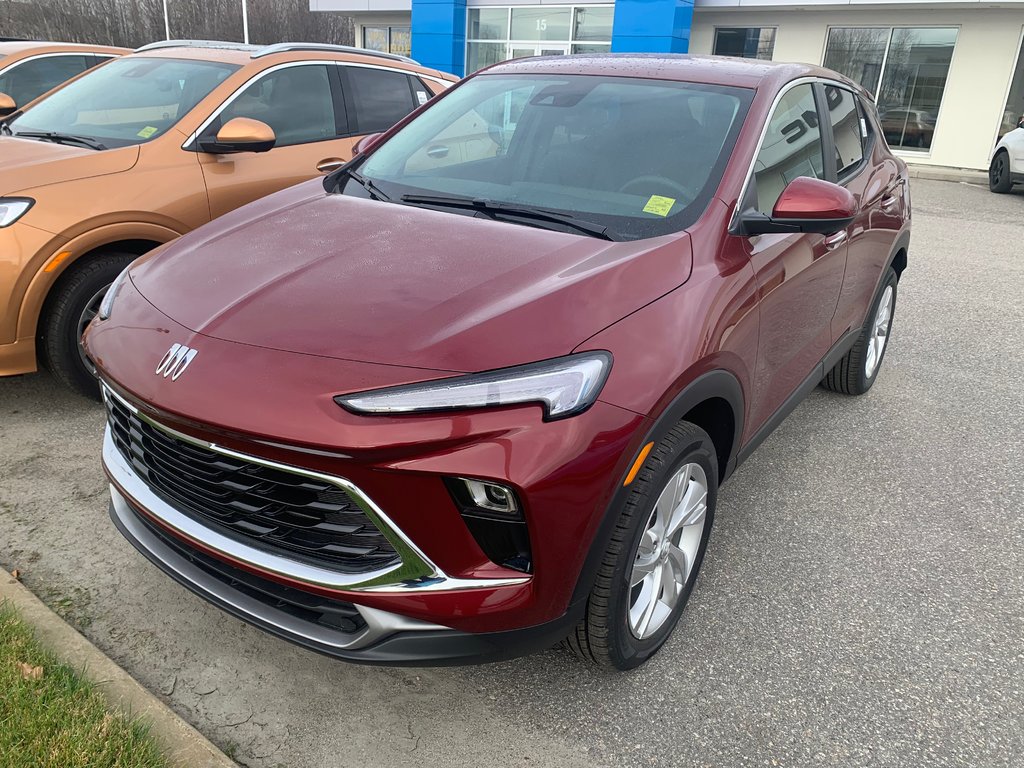 Buick Encore GX  2025 à Sturgeon Falls, Ontario - 1 - w1024h768px