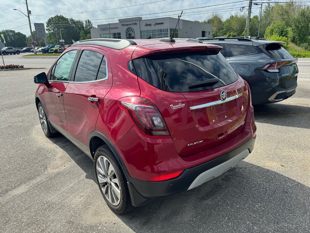 Buick Encore  2018 à Sturgeon Falls, Ontario - 2 - w1024h768px